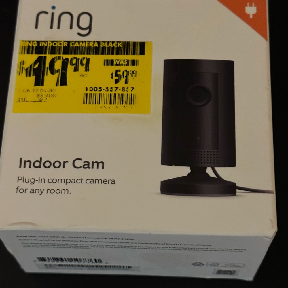 Blink Indoor Cam
Plug-in compact camera for any room.